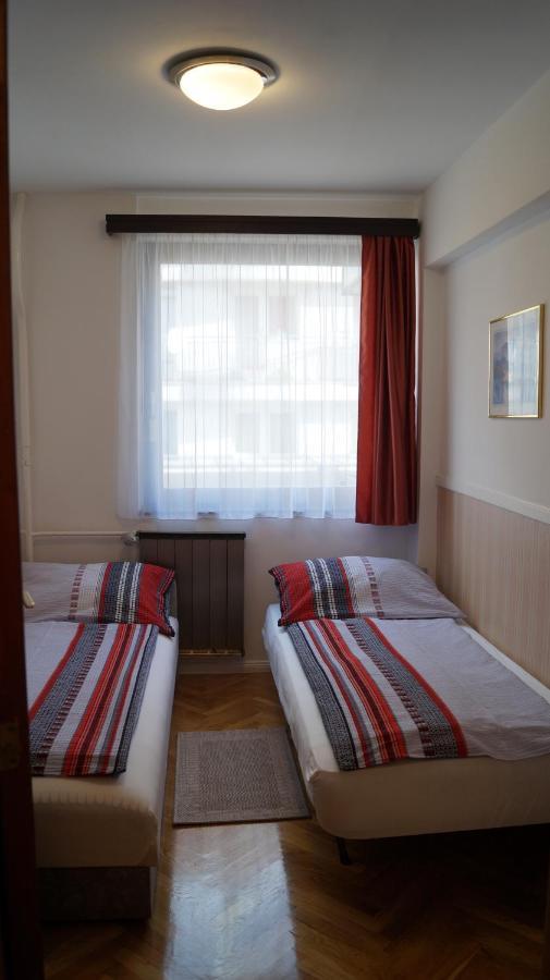 Sinko - Free Garage Parking, Central, 2 Bedrooms 4 Single Beds, Flexi Check-out Apartamento