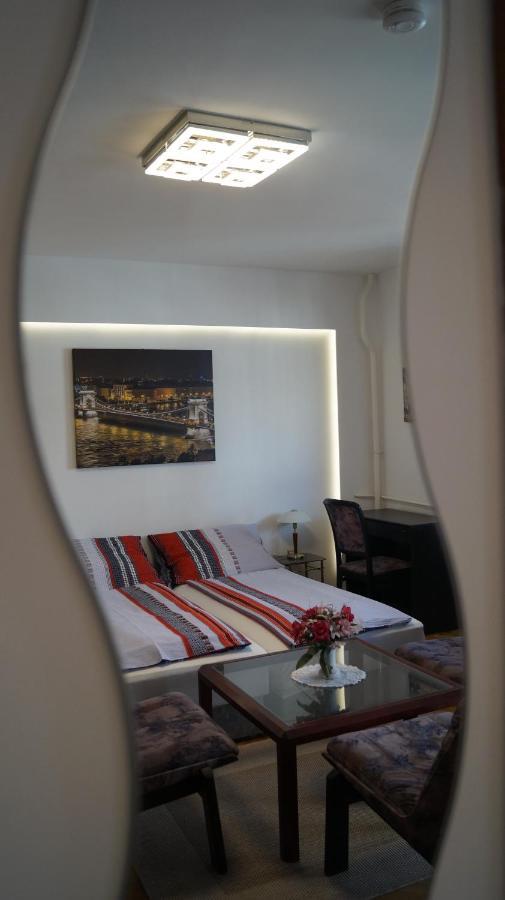 Apartamento Sinko - Free Garage Parking, Central, 2 Bedrooms 4 Single Beds, Flexi Check-out